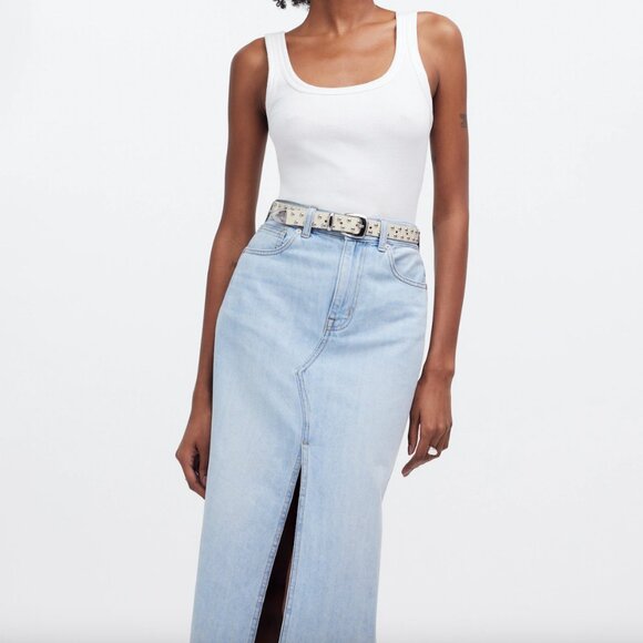 Madewell Dresses & Skirts - Madewell NWT Rilee Denim Midi Skirt in Fitzgerald Wash Size 29